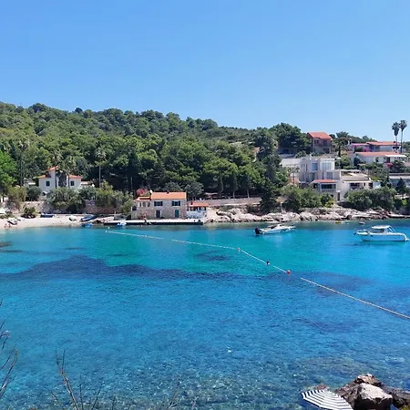 Apartment Slavonia Vis