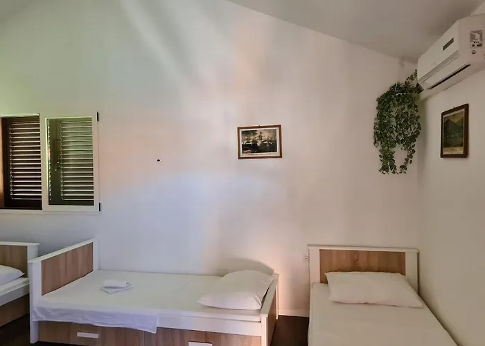 Slavonia Apartment Vis